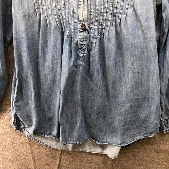American Eagle Jegging Fit Popover Top Womens S Pintuck Chambray Lyocell - Picture 4 of 9